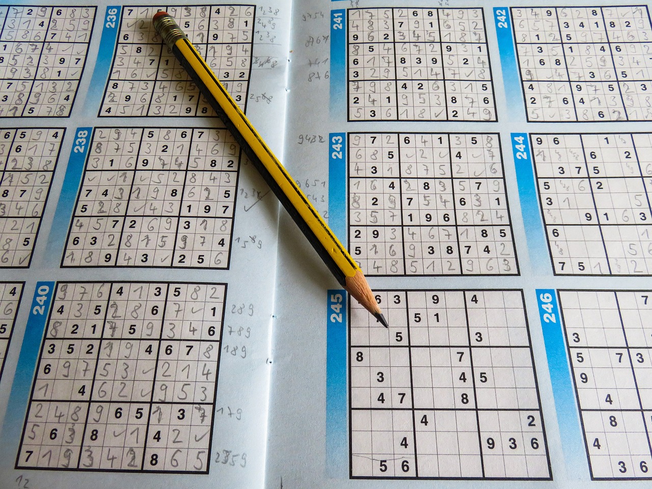 揭秘，2023年菜百黄金价格走势与投资策略全解析