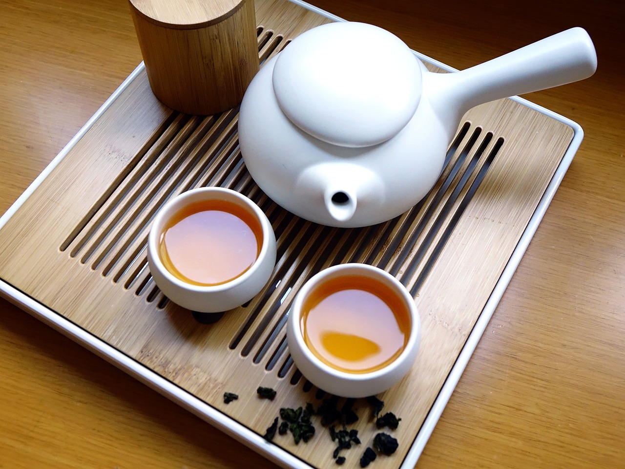 红枣菊花枸杞茶，秋冬养生佳品，轻松喝出好气色
