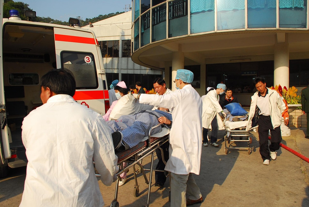 上海医院暂停门急诊服务，了解背后原因及应对策略
